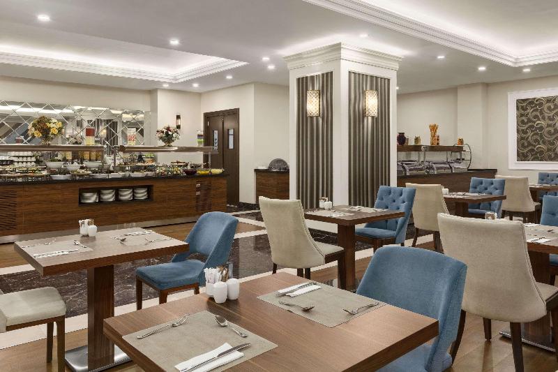 Ramada Hotel & Suites by Wyndham Istanbul Merter - Restoran
