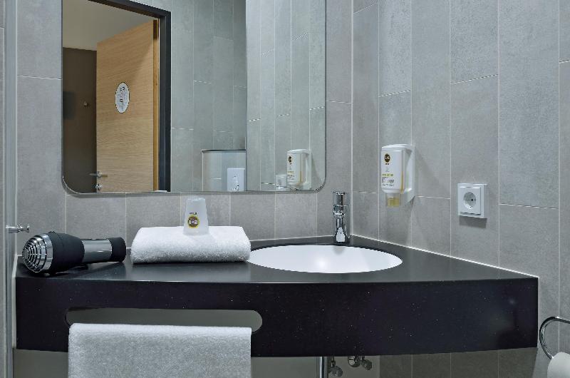 B&B Hotel Schweinfurt-Süd - Oda