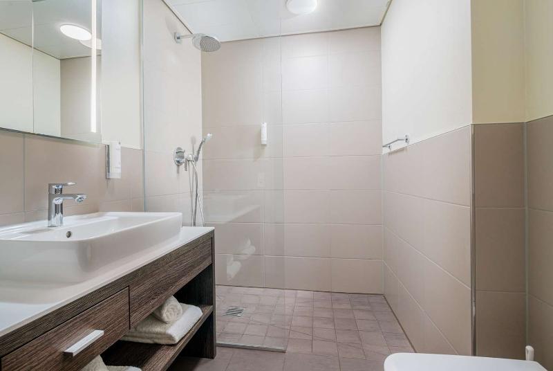 Best Western Hotel Airport Frankfurt - Genel