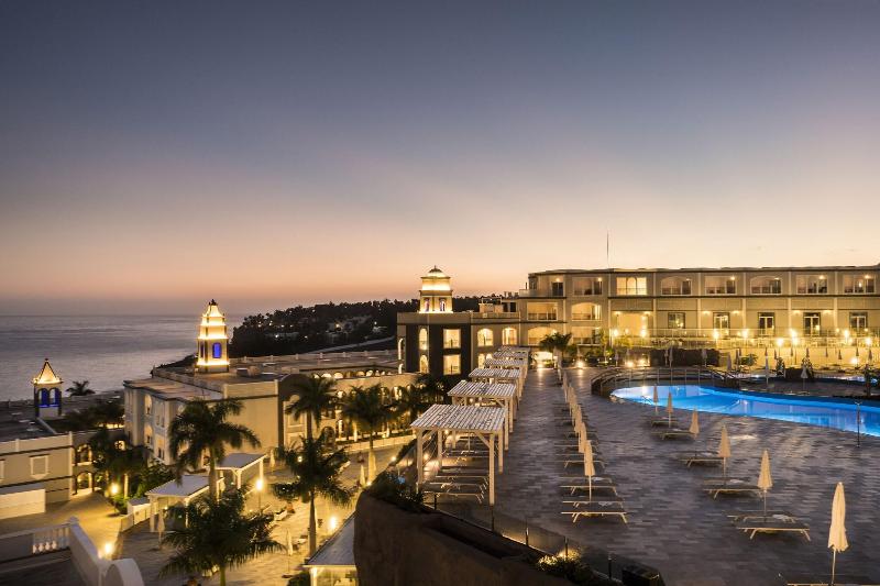 Royal Palm Resort & Spa - Genel