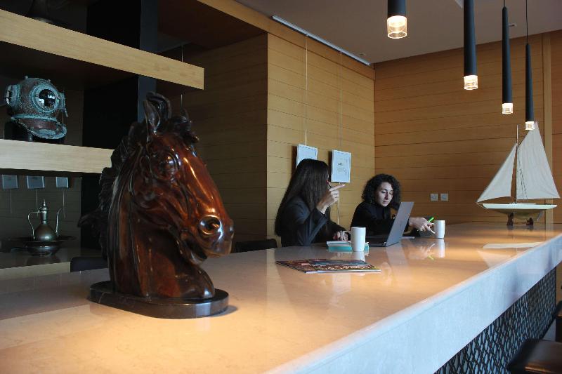 Doubletree By Hilton Trabzon - Lobi