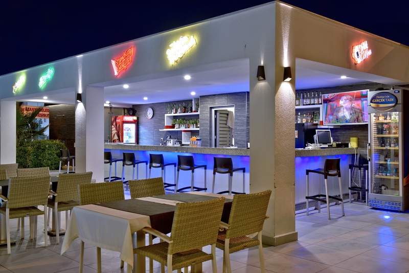 Green Garden Suites Hotel - Bar