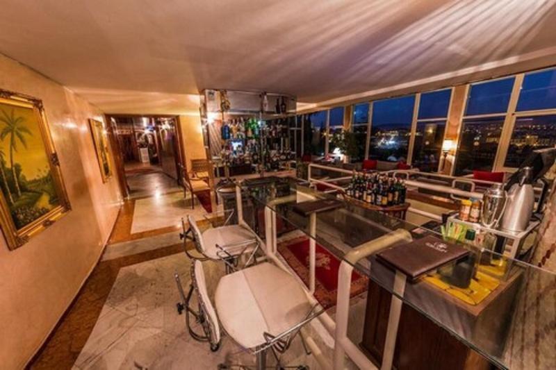 Menzeh Zalagh City Center - Bar