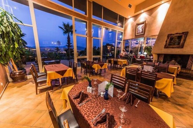Menzeh Zalagh City Center - Restoran