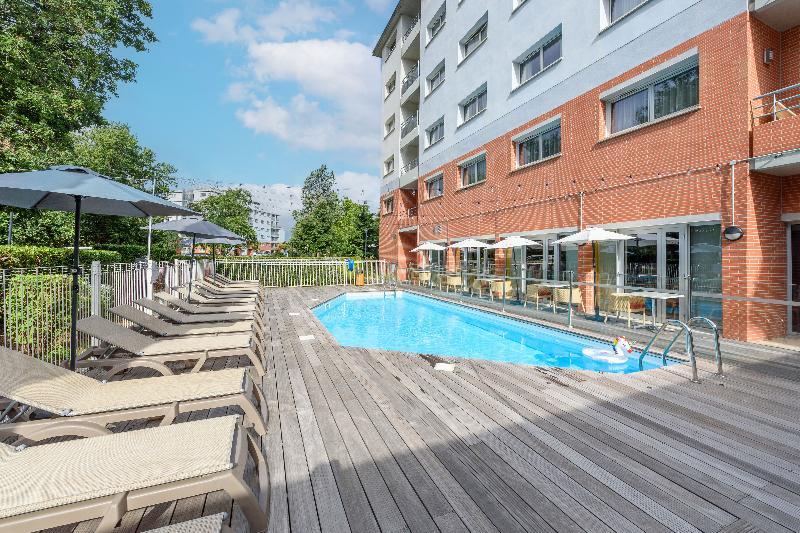 Clarion Aparthotel Toulouse Le Parc De l'Escale - Havuz