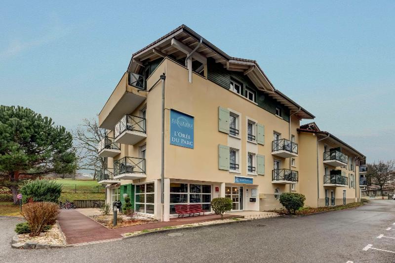 Comfort Aparthotel Divonne L'Oree du Parc - Genel