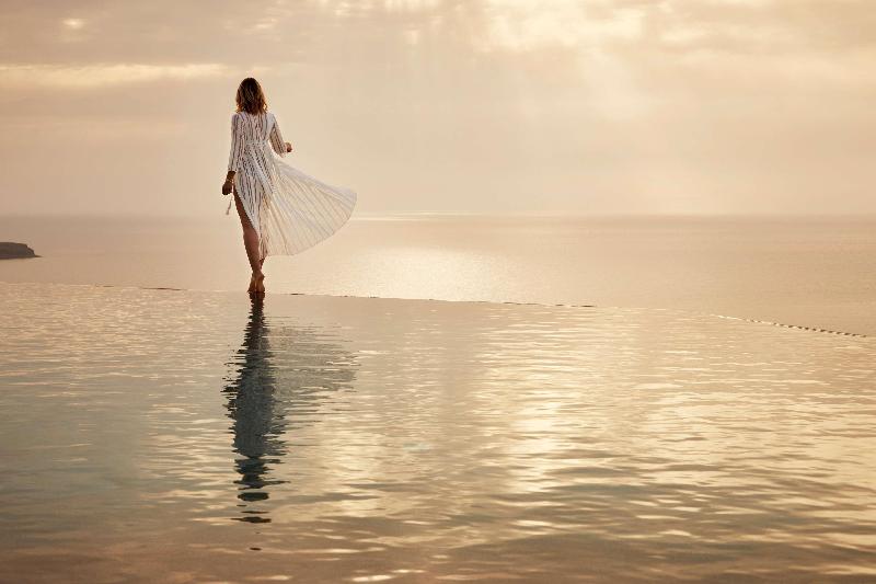 Santo Pure Oia Suites and Villas - Havuz