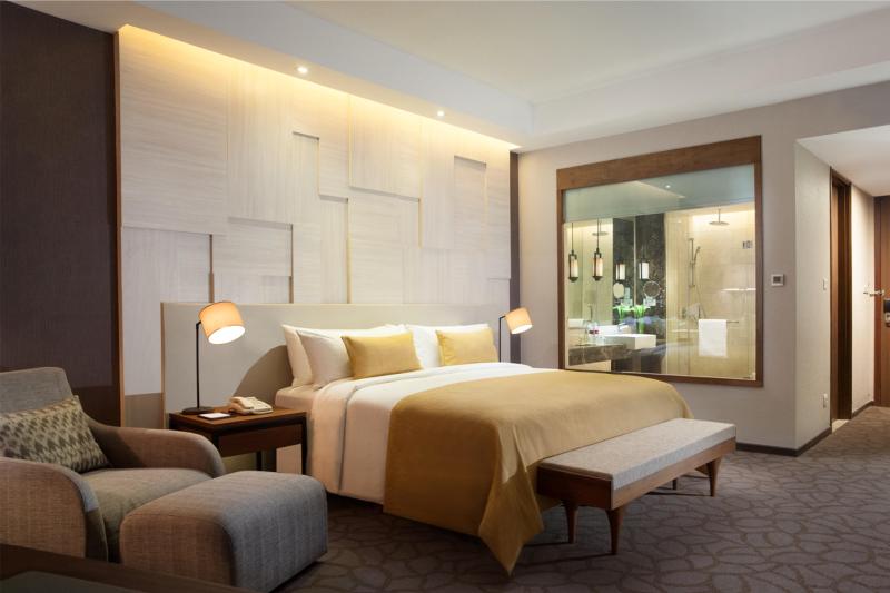 Crowne Plaza Bandung - Oda