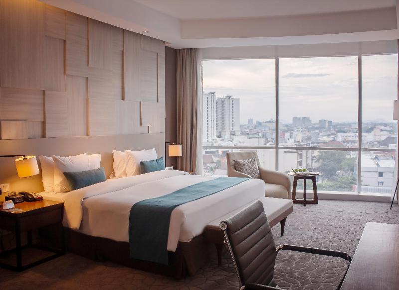 Crowne Plaza Bandung - Oda