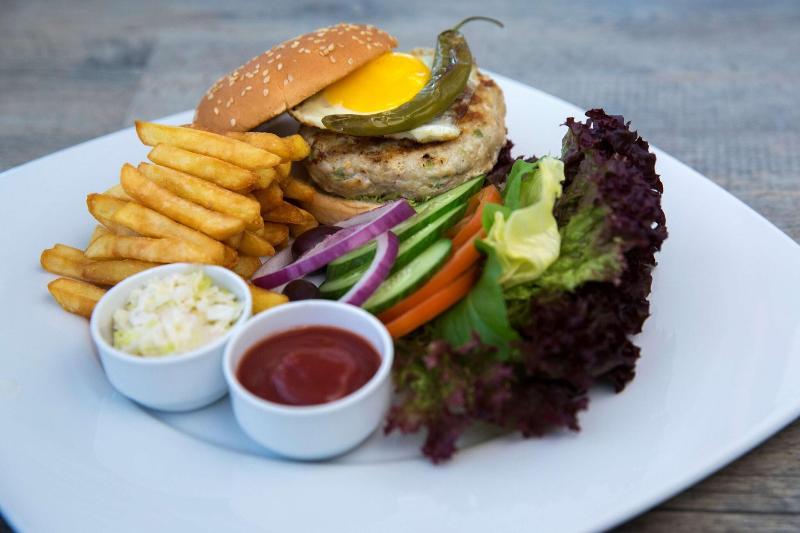 Radisson Blu Hotel, Jeddah Plaza - Restoran