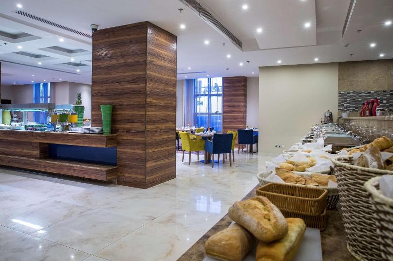 Radisson Blu Hotel, Jeddah Plaza - Restoran