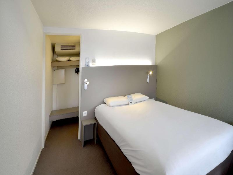 HOTEL KYRIAD ANNECY NORD - EPAGNY - Oda