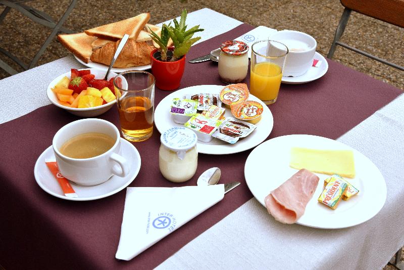 HOTEL KYRIAD ANNECY NORD - EPAGNY - Restoran