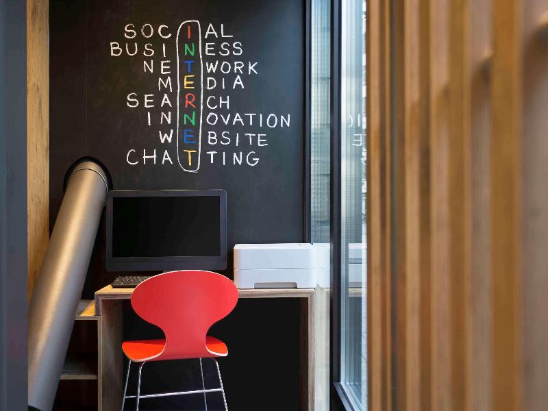 Ibis Rotterdam City Centre - Genel