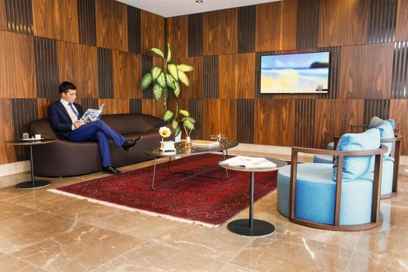 Fesa Business Hotel - Lobi
