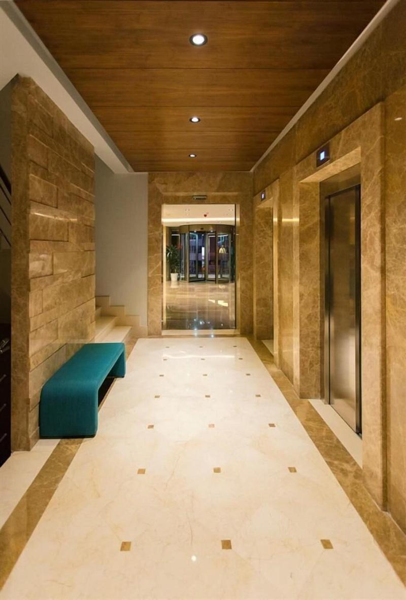 Fesa Business Hotel - Lobi