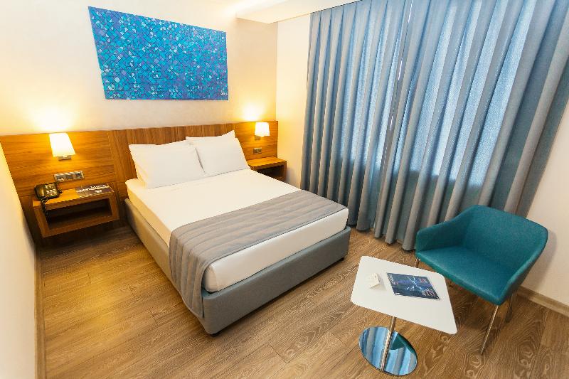 Fesa Business Hotel - Oda