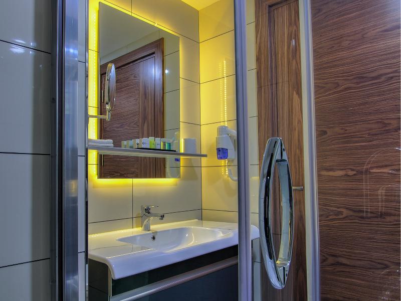 Fesa Business Hotel - Oda