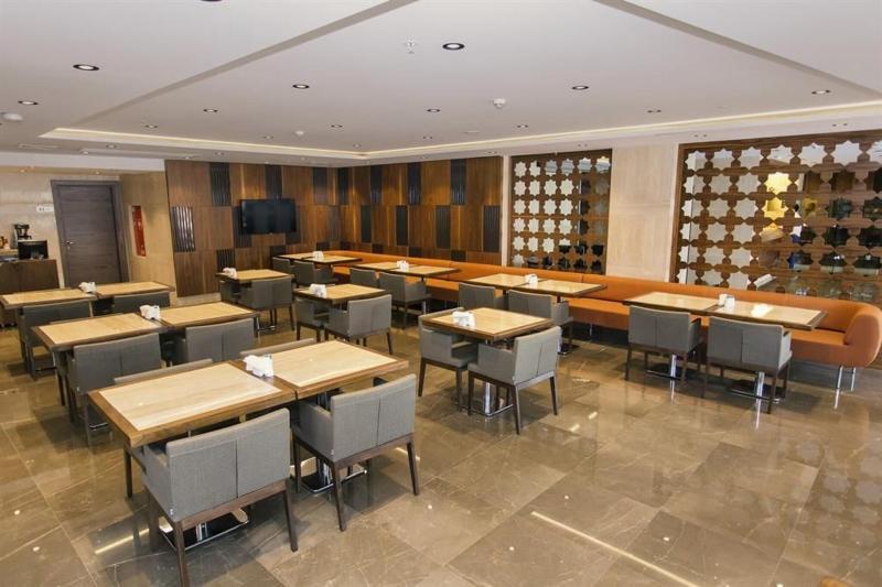 Fesa Business Hotel - Restoran