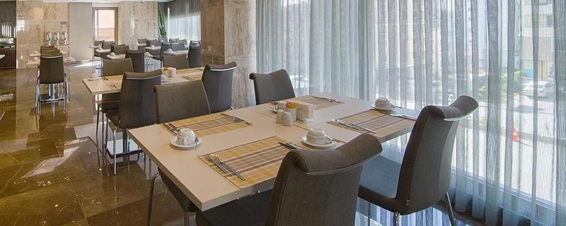Fesa Business Hotel - Restoran