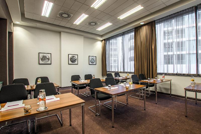 Crowne Plaza Birmingham - Toplantı