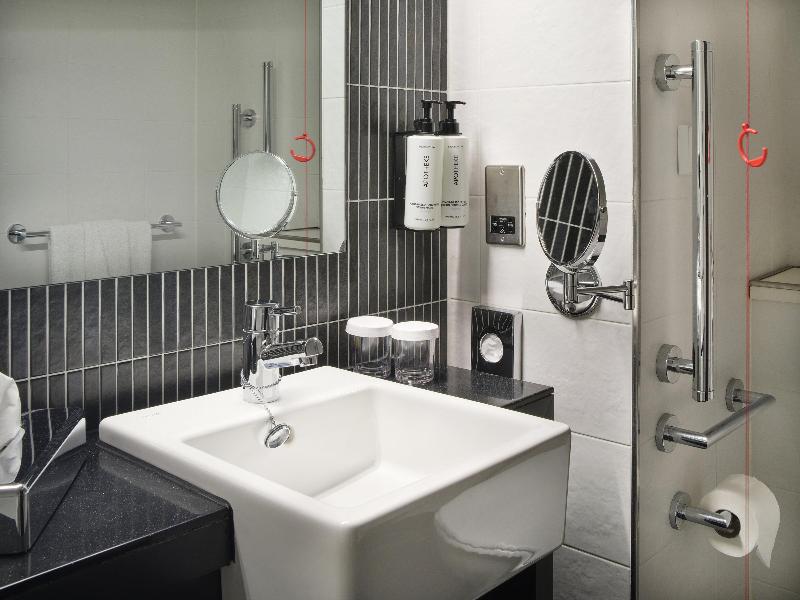 Crowne Plaza Birmingham - Oda