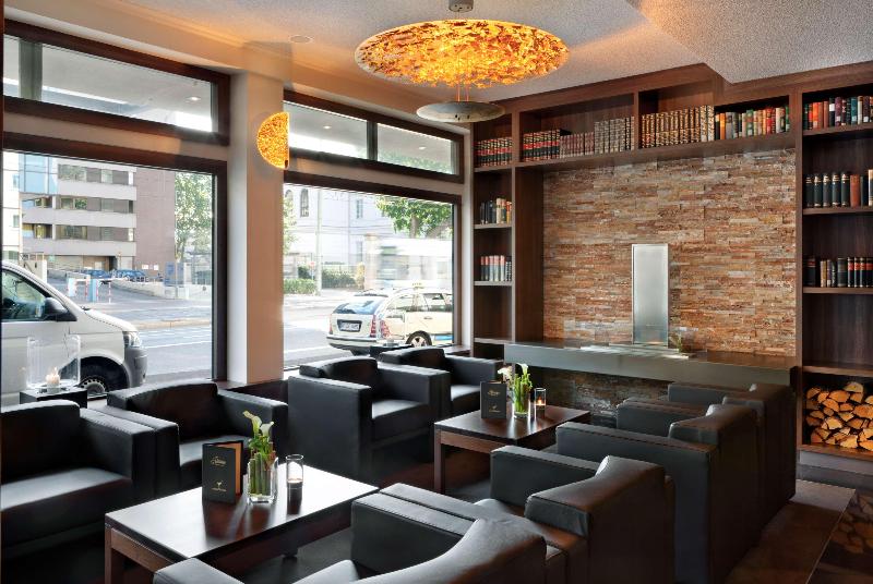 Flemings Hotel Frankfurt Main-Riverside - Lobi