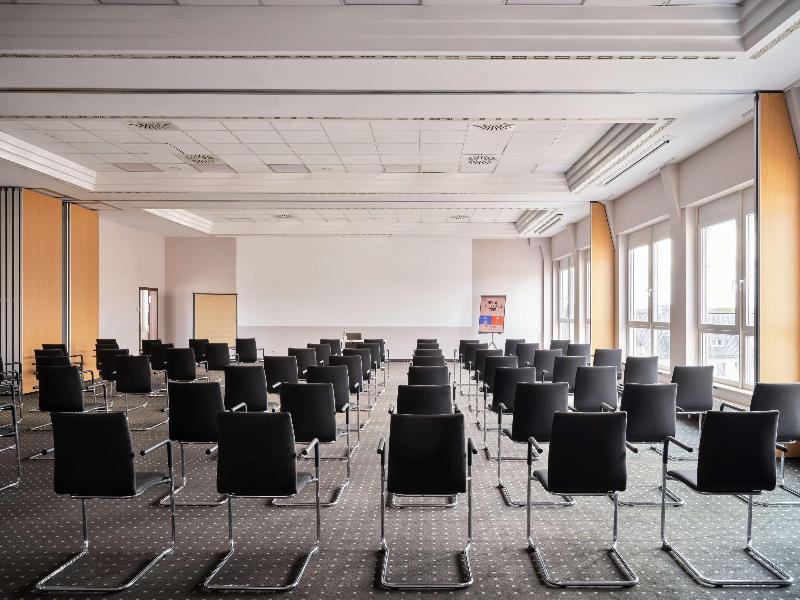 Flemings Hotel Frankfurt Main-Riverside - Genel
