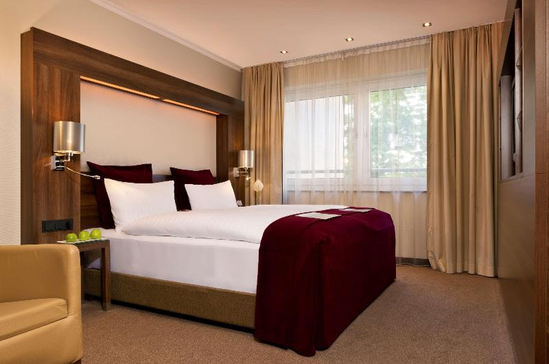 Flemings Hotel Frankfurt Main-Riverside - Oda