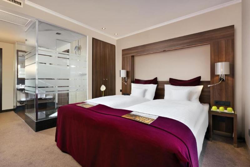 Flemings Hotel Frankfurt Main-Riverside - Oda