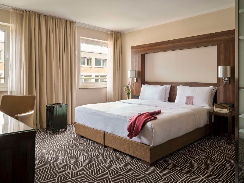 Flemings Hotel Frankfurt Main-Riverside - Oda