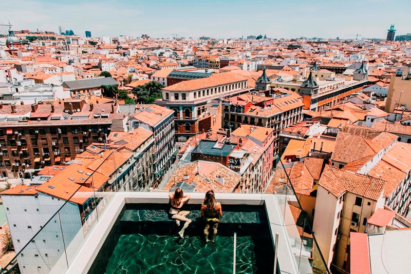 Dear Hotel Madrid - Havuz