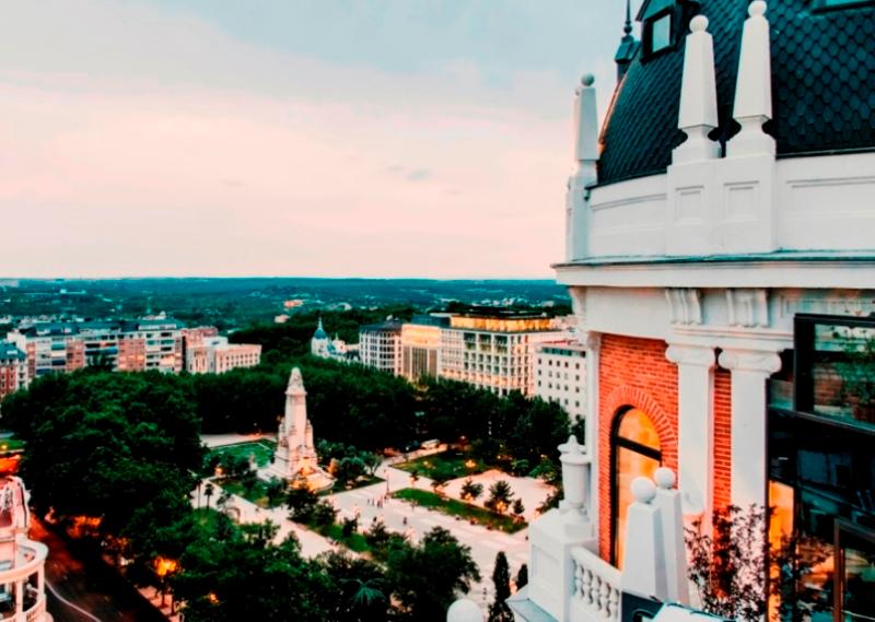 Dear Hotel Madrid - Teras