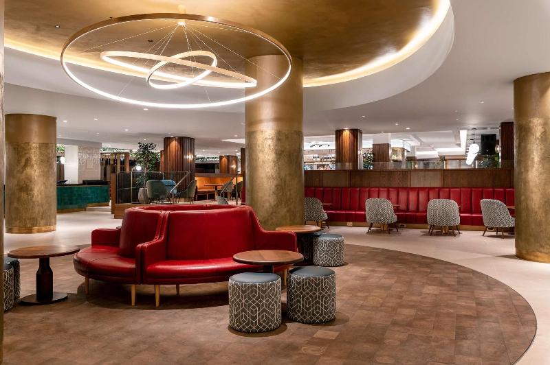Hilton Birmingham Metropole - Lobi