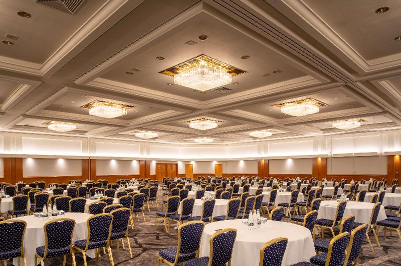 Hilton Birmingham Metropole - Genel