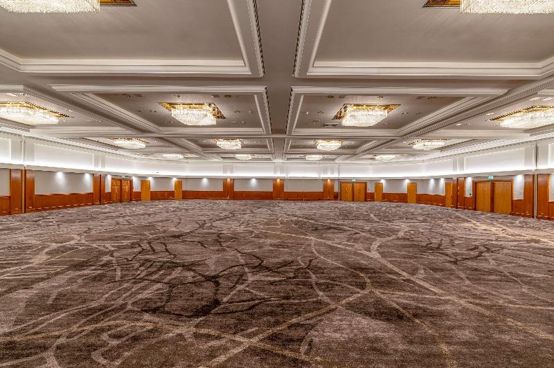 Hilton Birmingham Metropole - Genel