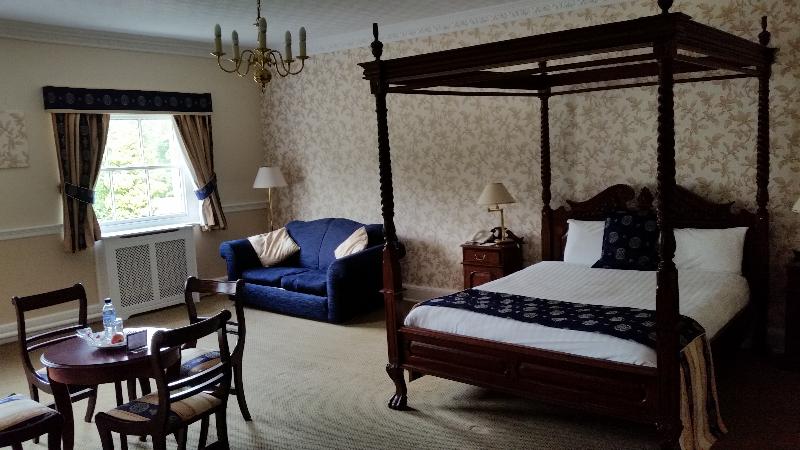 Haughton Hall - Oda