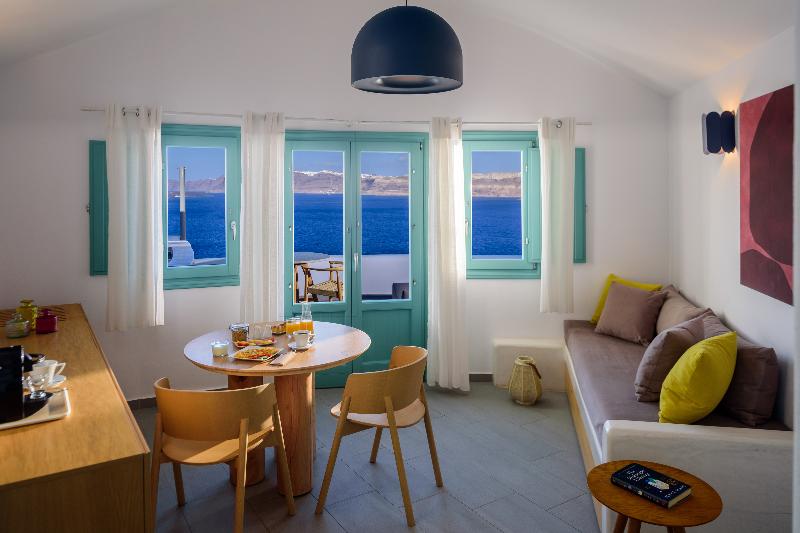Neptune Luxury Spa Suites - Oda