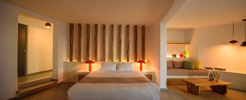 Neptune Luxury Spa Suites - Oda