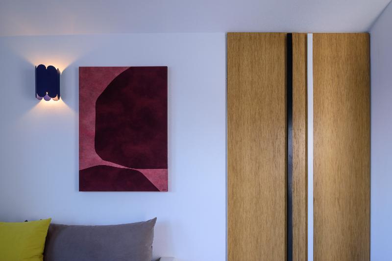 Neptune Luxury Spa Suites - Oda
