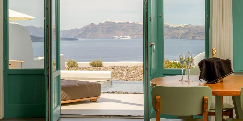 Neptune Luxury Spa Suites - Oda