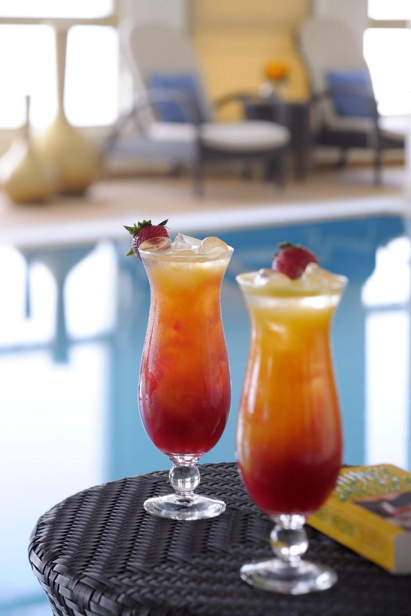 Marriott Executive Apartments Riyadh Center - Havuz