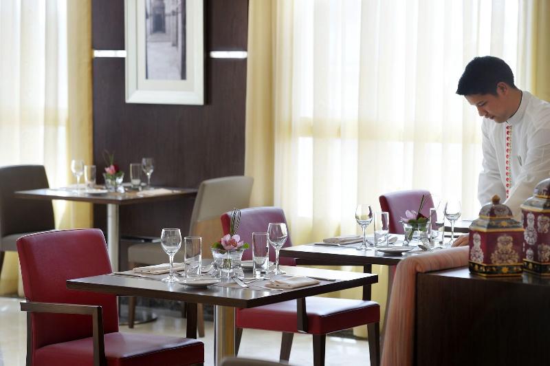Marriott Executive Apartments Riyadh Center - Restoran