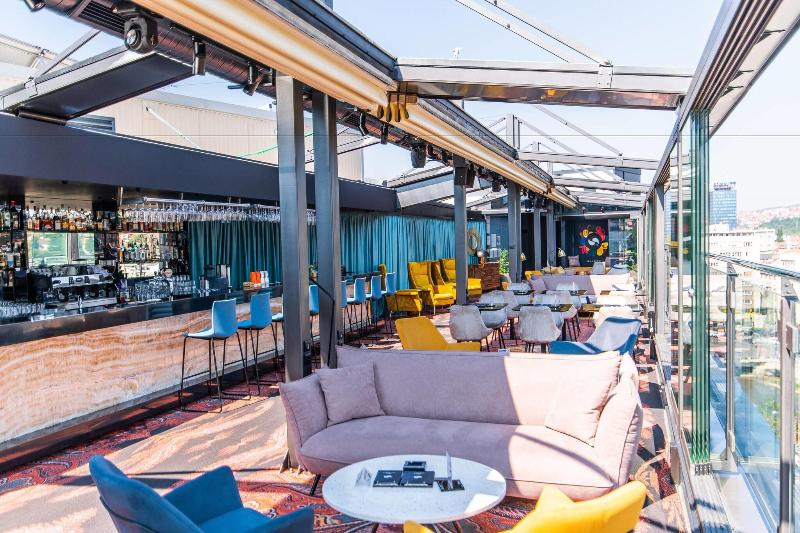 Courtyard by Marriott Sarajevo - Lobi