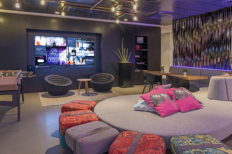Moxy Milan Airport - Lobi