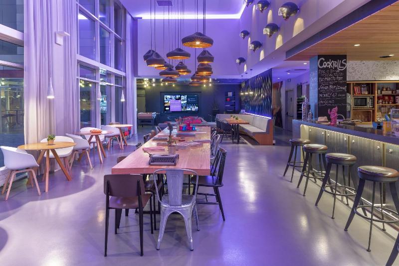 Moxy Milan Airport - Lobi