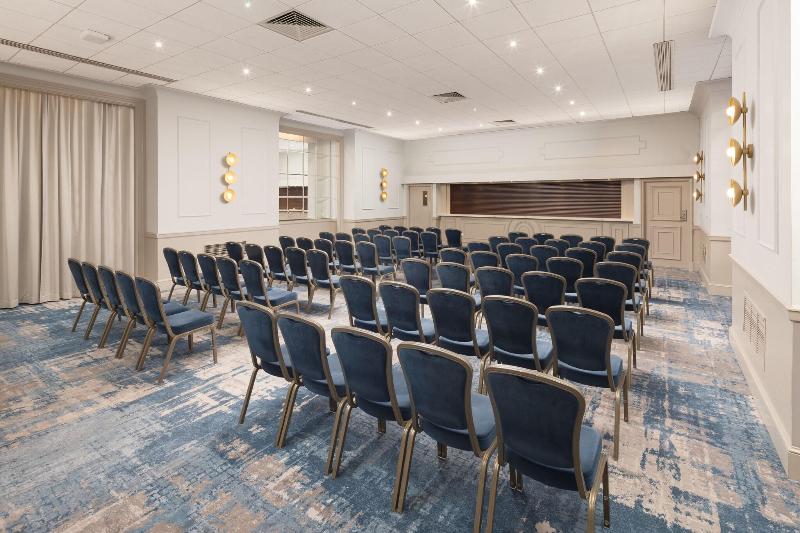 DoubleTree by Hilton Brighton Metropole - Toplantı