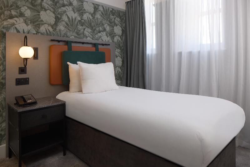 DoubleTree by Hilton Brighton Metropole - Oda