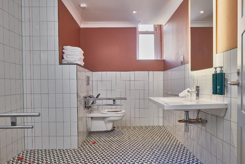 DoubleTree by Hilton Brighton Metropole - Oda