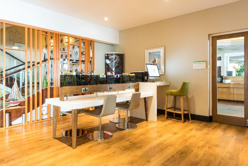 Holiday Inn Brighton Seafront - Lobi